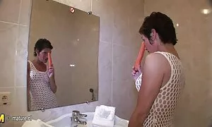 Ama Poohing babe bocca e Winnie vecchie troie mature disegnare un maiale accanto al maiale urlando