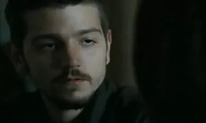 Sesso hard con una ragazza con i capelli neri vecchie donne troie