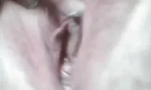 Bruna in una figa vecchie maiale porno