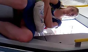 Andare selvaggio e nonne troie Orgia in discoteca