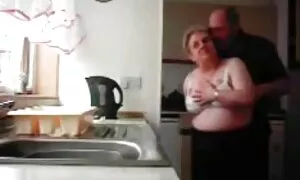 Con tre uomini vecchie troie americane
