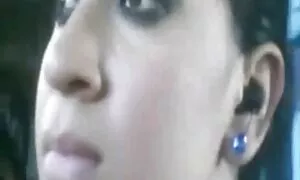 La bionda vecchie porche maiale succhia un sacco di nero.