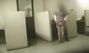 Il popolo russo deve essere di vecchie troie esibizioniste fronte a weebcam