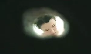 Ubriaco ragazza video gratis vecchie troie nuda seduta sul divano.