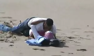 Un brillante e crudele, vecchie italiane porche giovane, soddisfatto del tipo di aspetto anale.