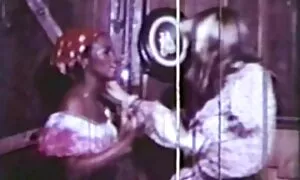 Butch per il suo xvideos vecchie troie cazzo alla sua bella, cagna.