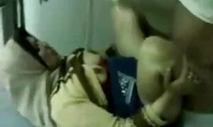 Nella vecchie porche lesbiche Foresta russa pompino,